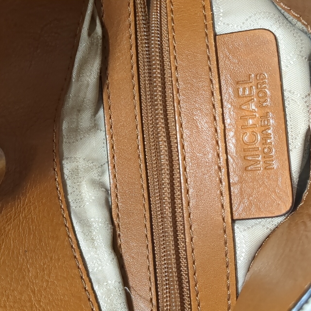 Michael Kors Hamilton Satchel in Vanilla Shoulder Bag - Picture 8 of 13